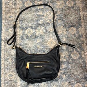 Michael Michael Kors Rhea Black messenger bag, *GUC